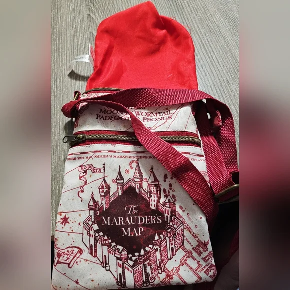 Harry Potter Loungefly marauders map burgundy  and white cross body purse - Picture 6 of 6